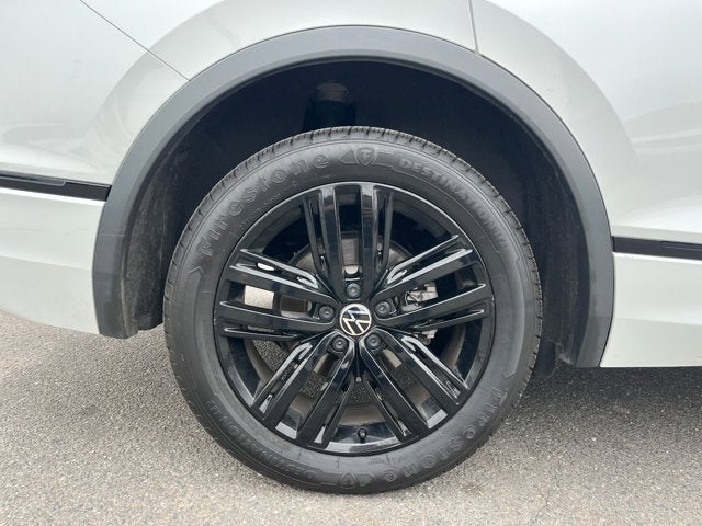 2022 Volkswagen Tiguan SE R-Line Black
