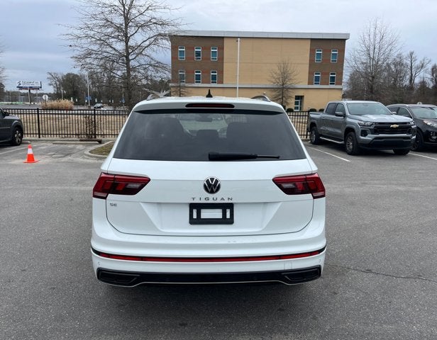 2022 Volkswagen Tiguan SE R-Line Black
