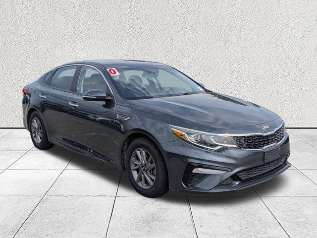 2020 Kia Optima LX AT's photo