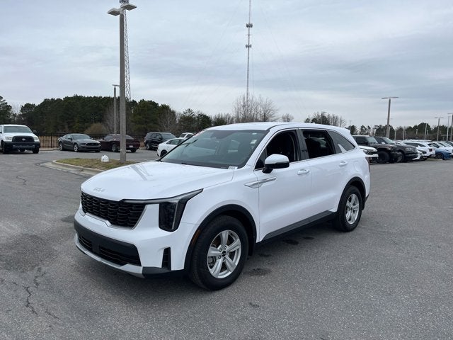 2025 Kia Sorento LX
