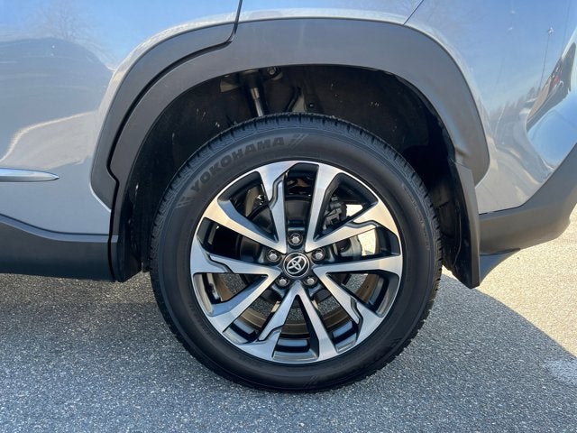 2022 Toyota Corolla Cross XLE