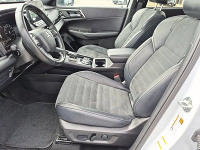 2024 Mitsubishi Outlander SE Black Edition