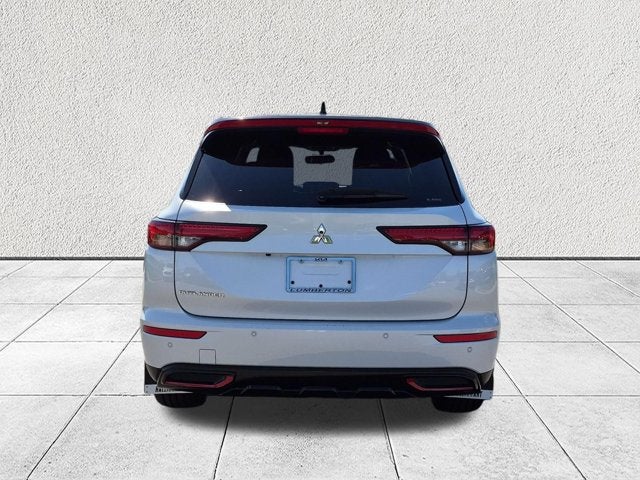 2024 Mitsubishi Outlander SE Black Edition
