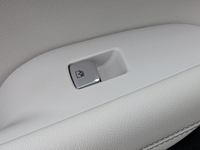 2024 Genesis G70 2.5T