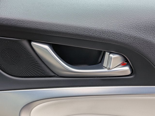 2024 Genesis G70 2.5T