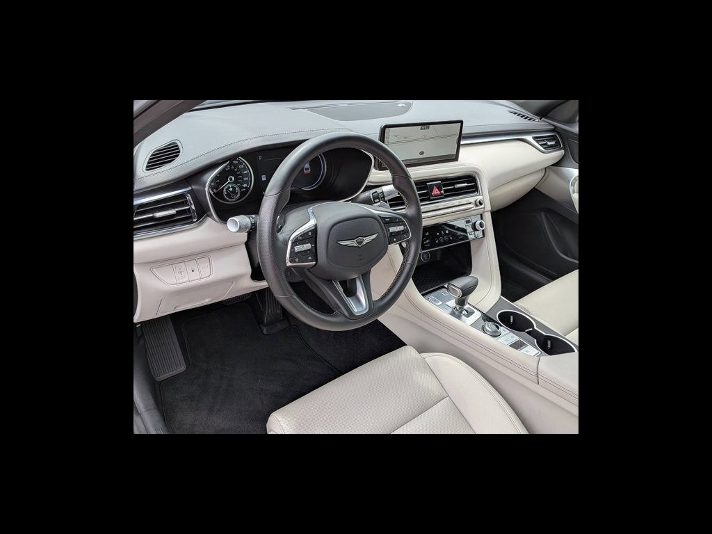 2025 Genesis G70 2.5T