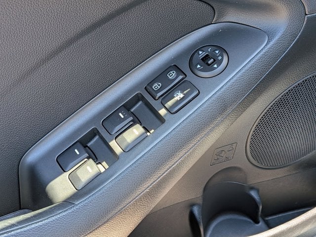 2016 Kia Forte 5-Door LX