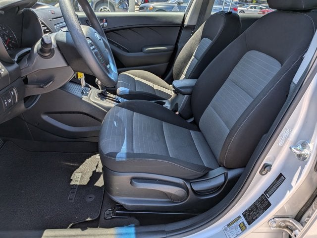 2016 Kia Forte 5-Door LX