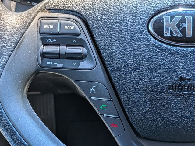 2016 Kia Forte 5-Door LX