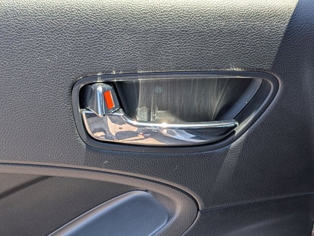 2016 Kia Forte 5-Door LX