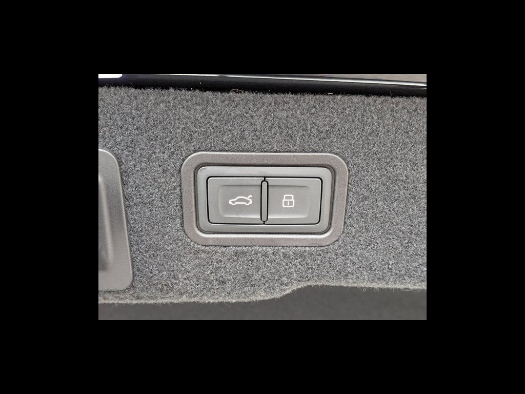 2021 Audi A8 L 55