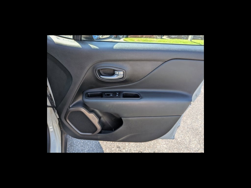 2023 Jeep Renegade Upland