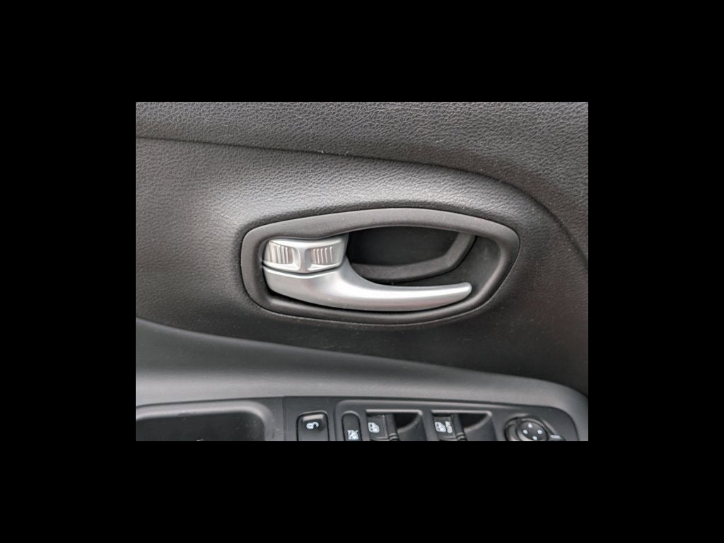 2023 Jeep Renegade Upland