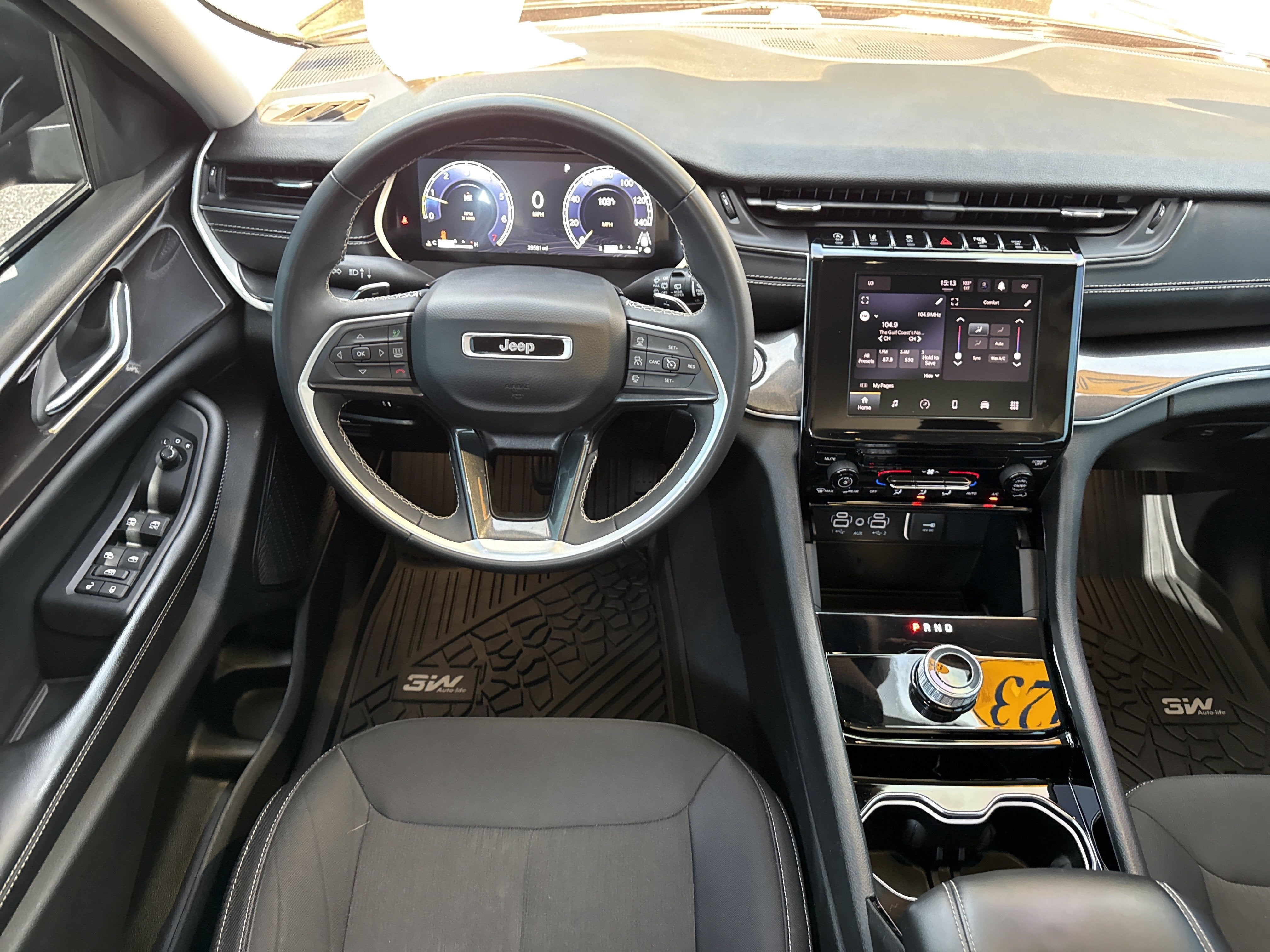 2023 Jeep Grand Cherokee Laredo