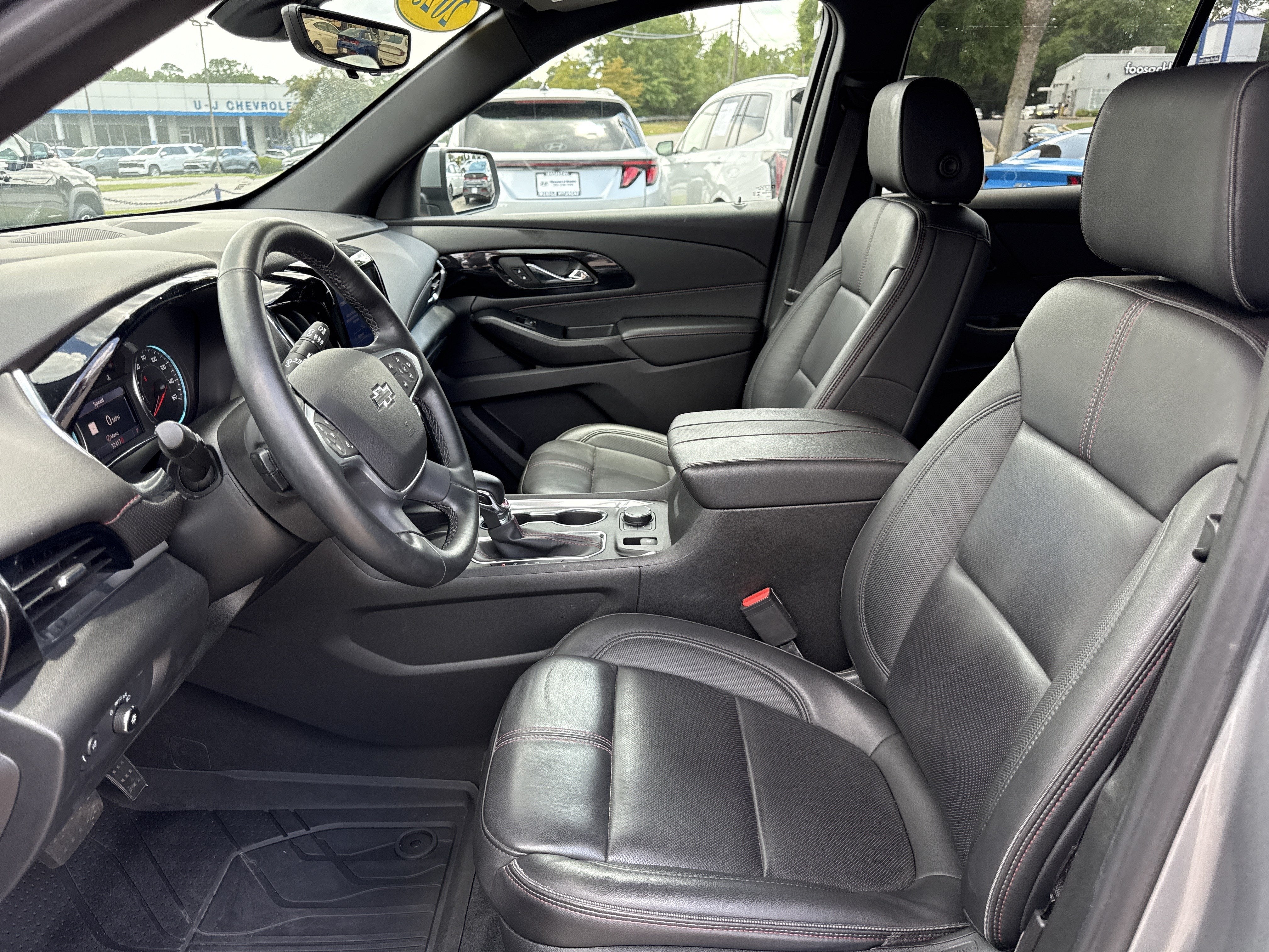 2023 Chevrolet Traverse RS