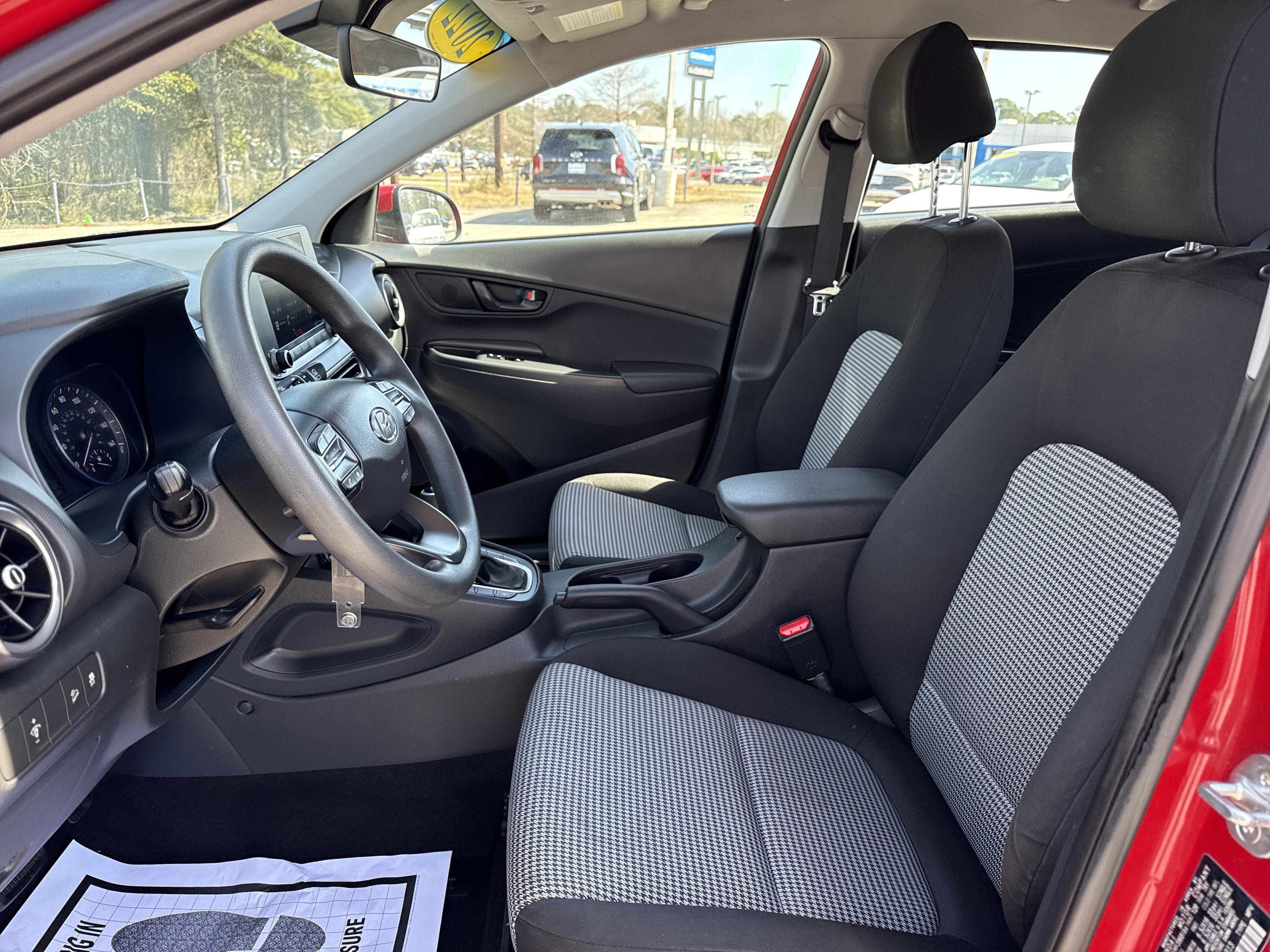 2022 Hyundai Kona SE