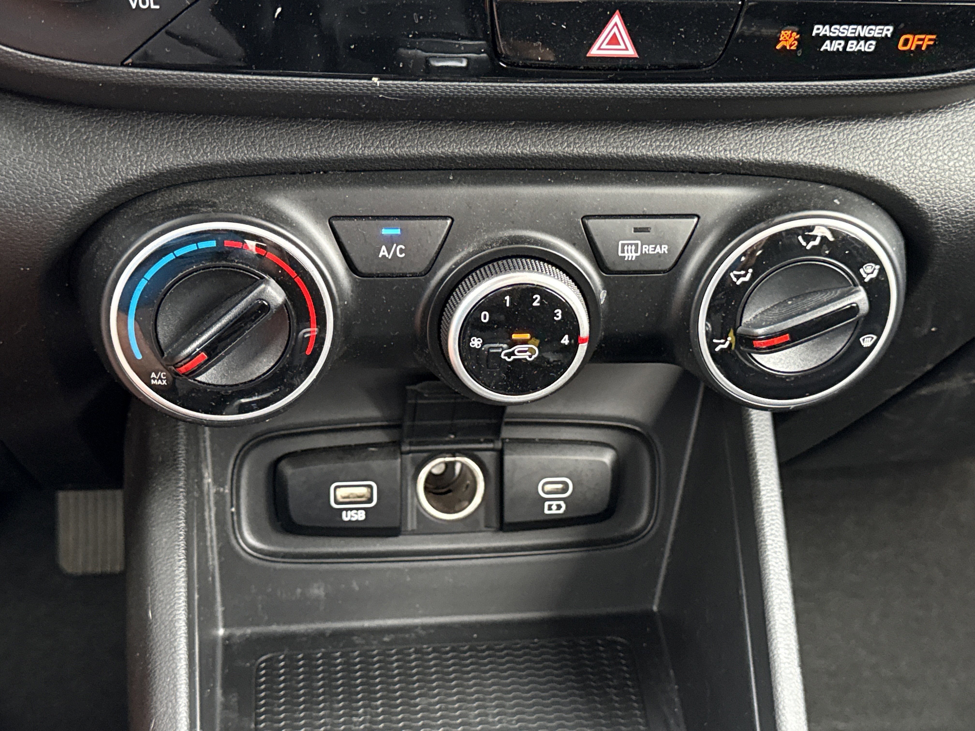 2023 Hyundai Venue SE