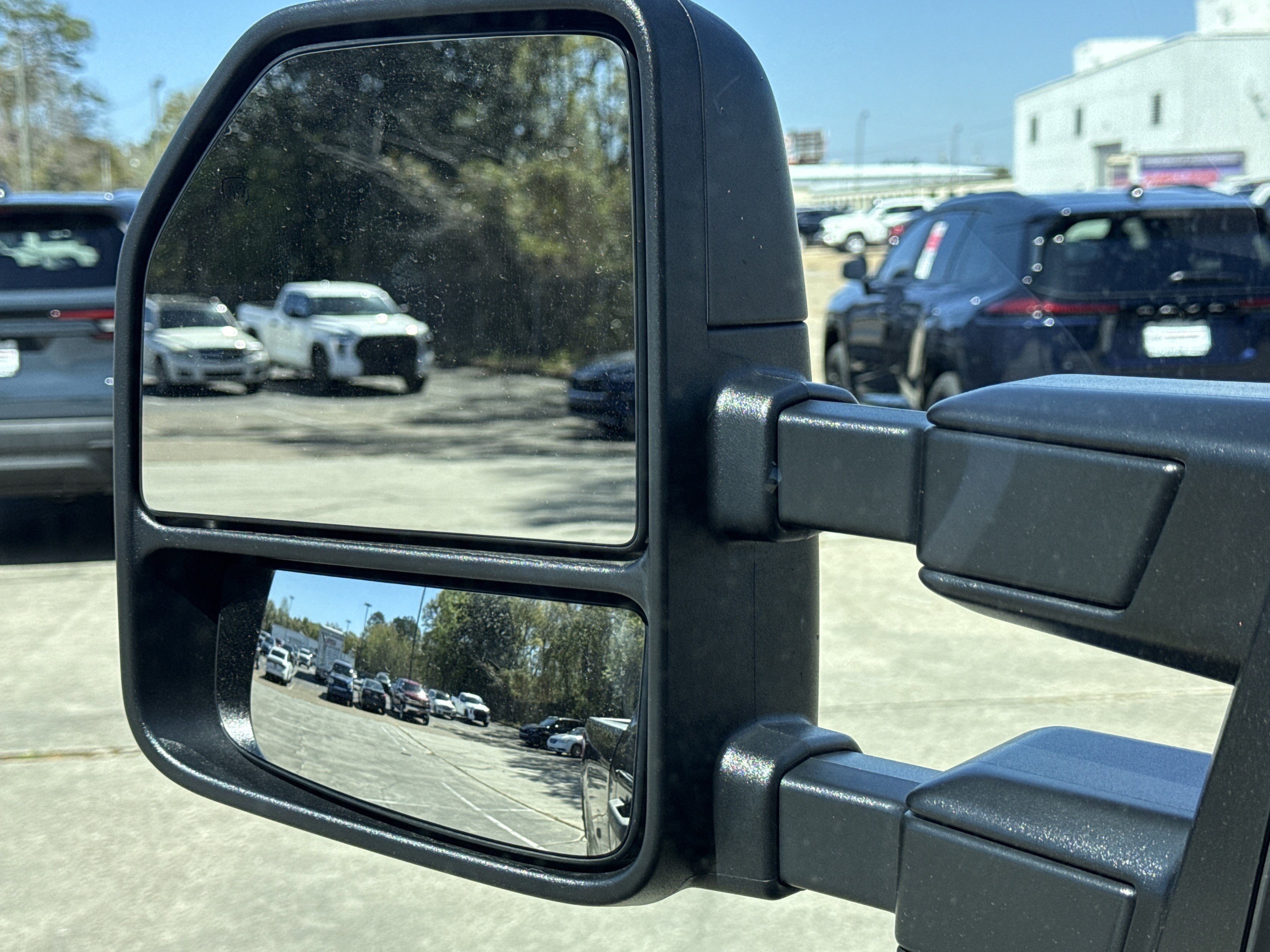 2024 Ford Super Duty F-350 SRW XLT