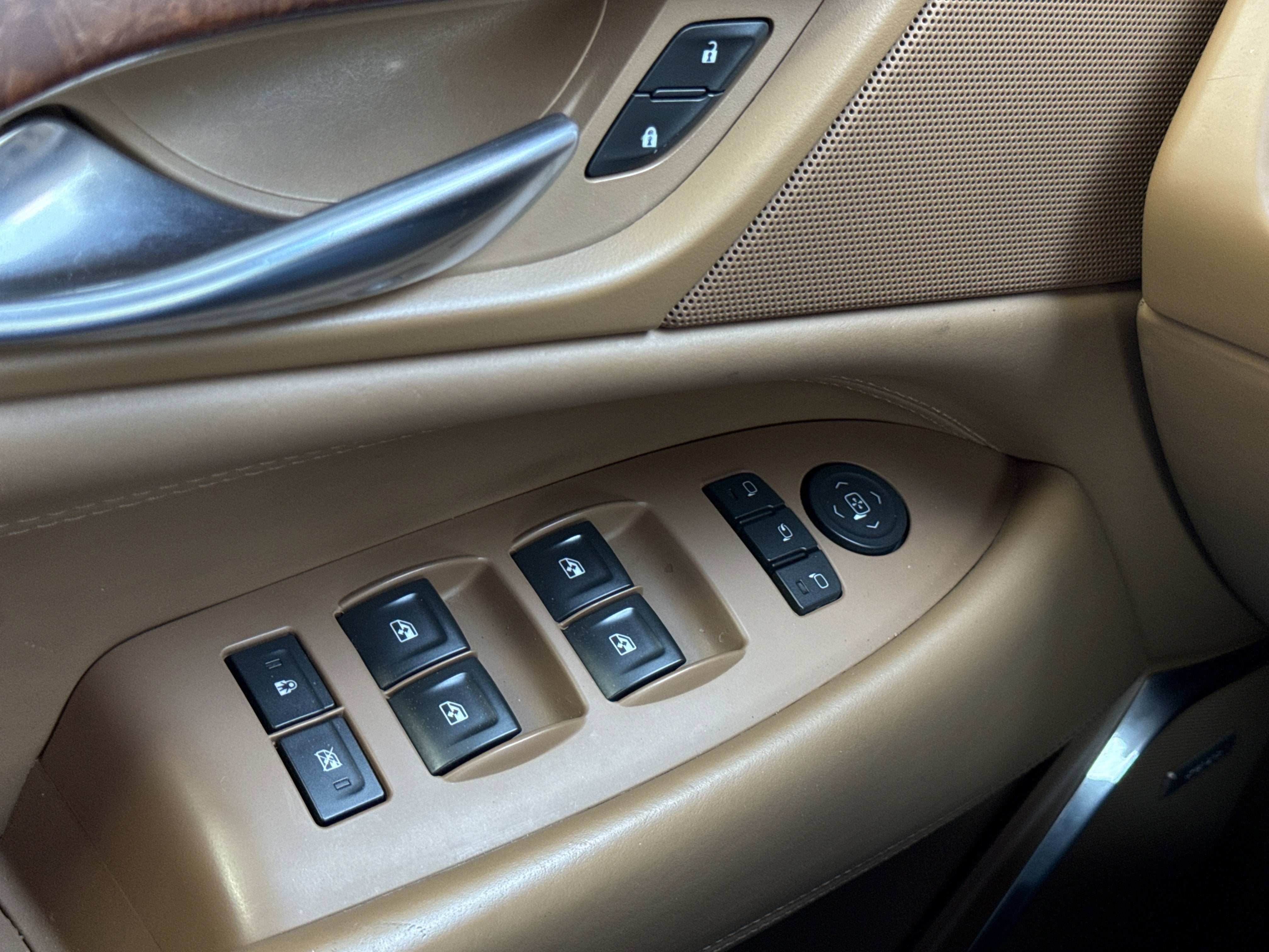 2017 Cadillac Escalade Platinum