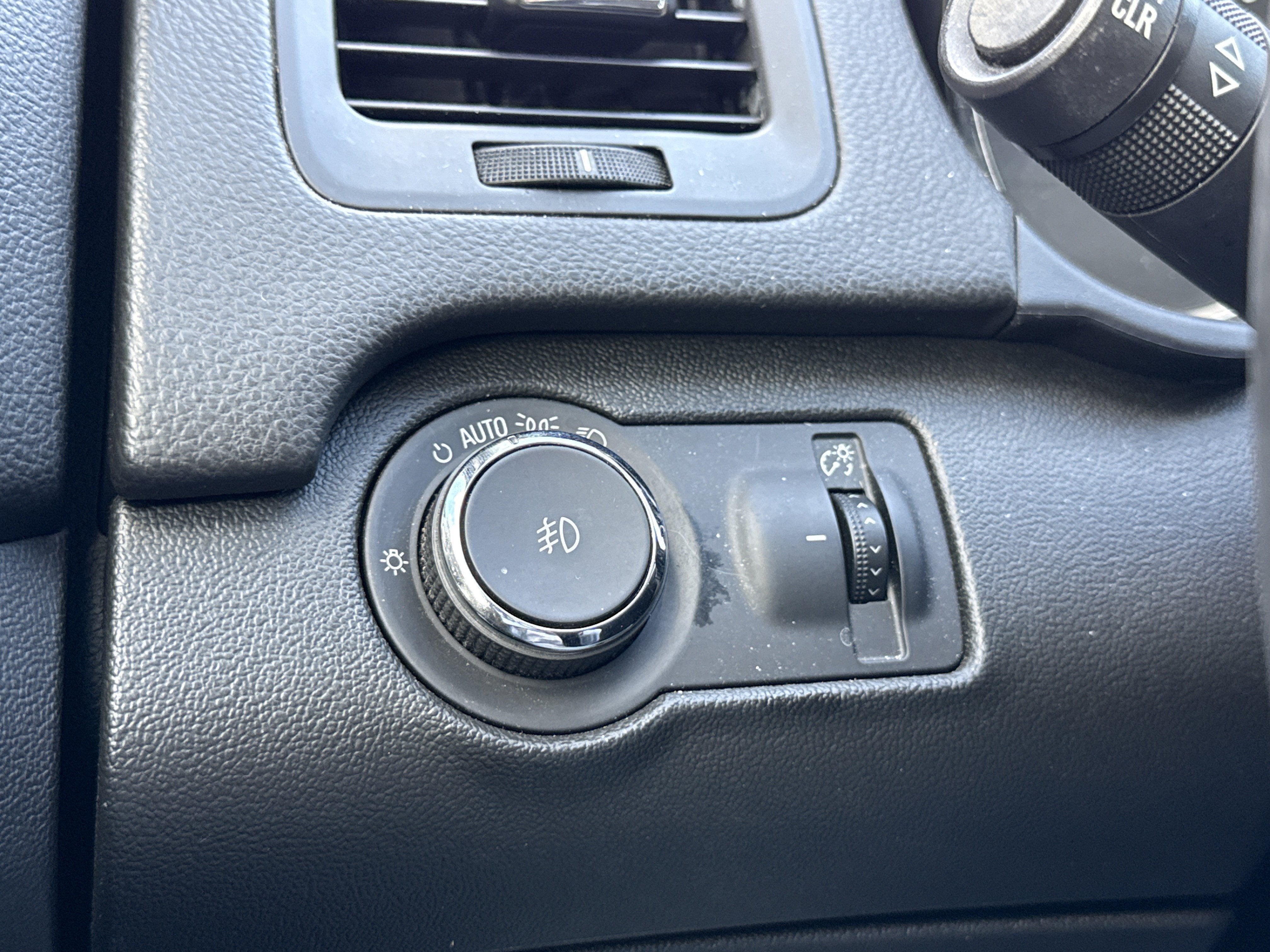 2013 Buick Regal Base