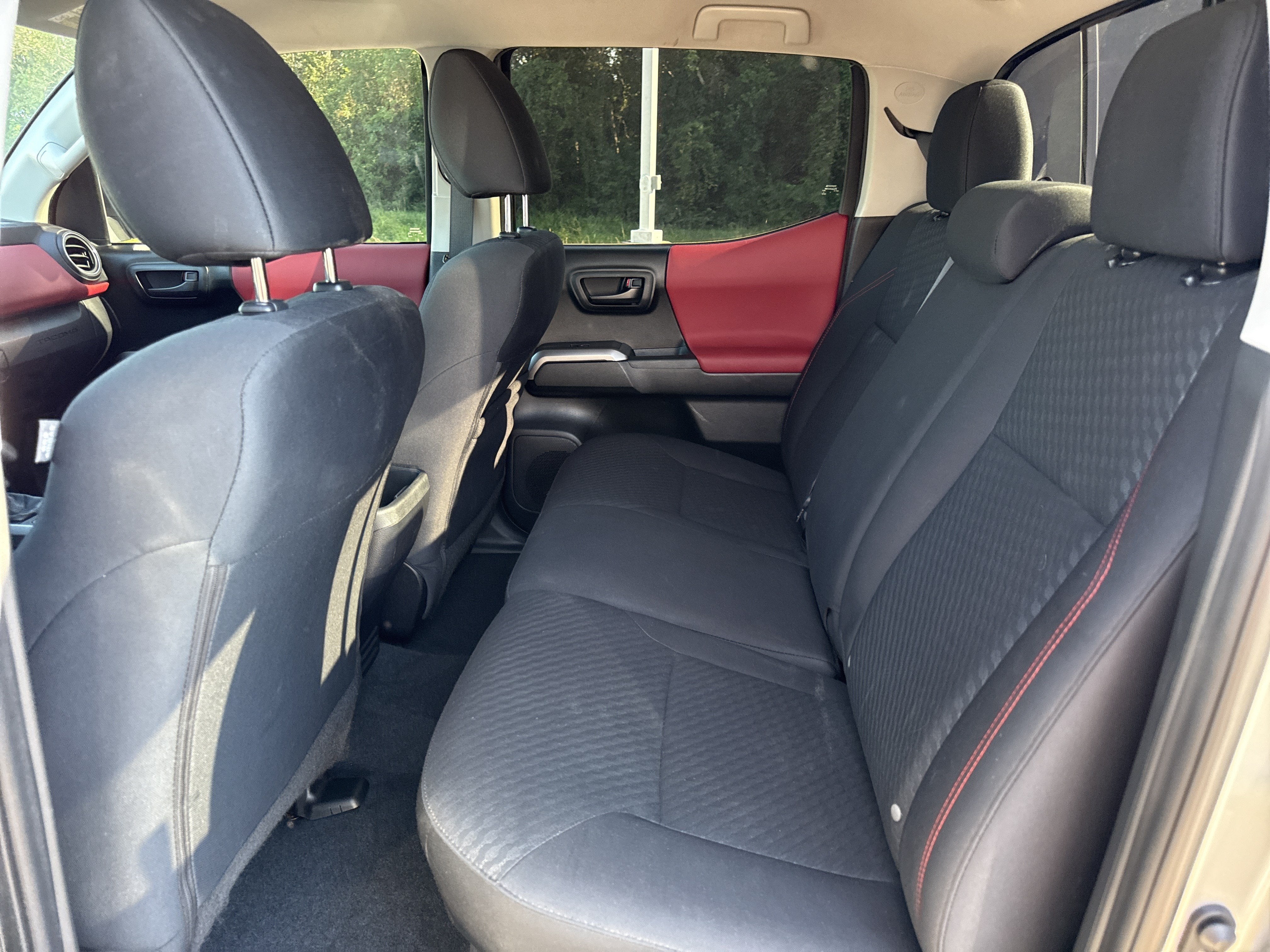 2022 Toyota Tacoma 2WD SR5