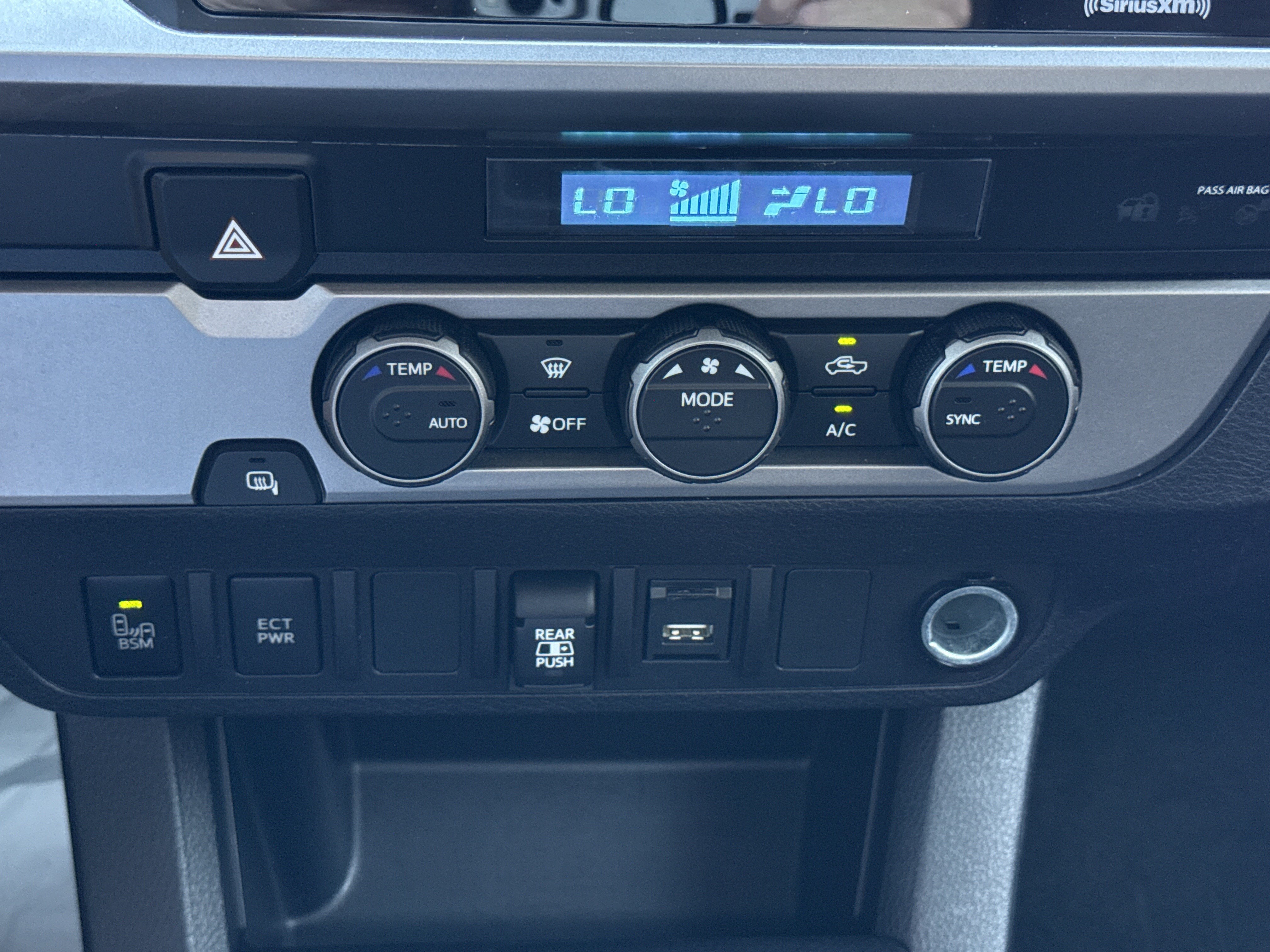 2022 Toyota Tacoma 2WD SR5