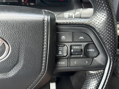 2025 Toyota Tacoma 4WD SR5