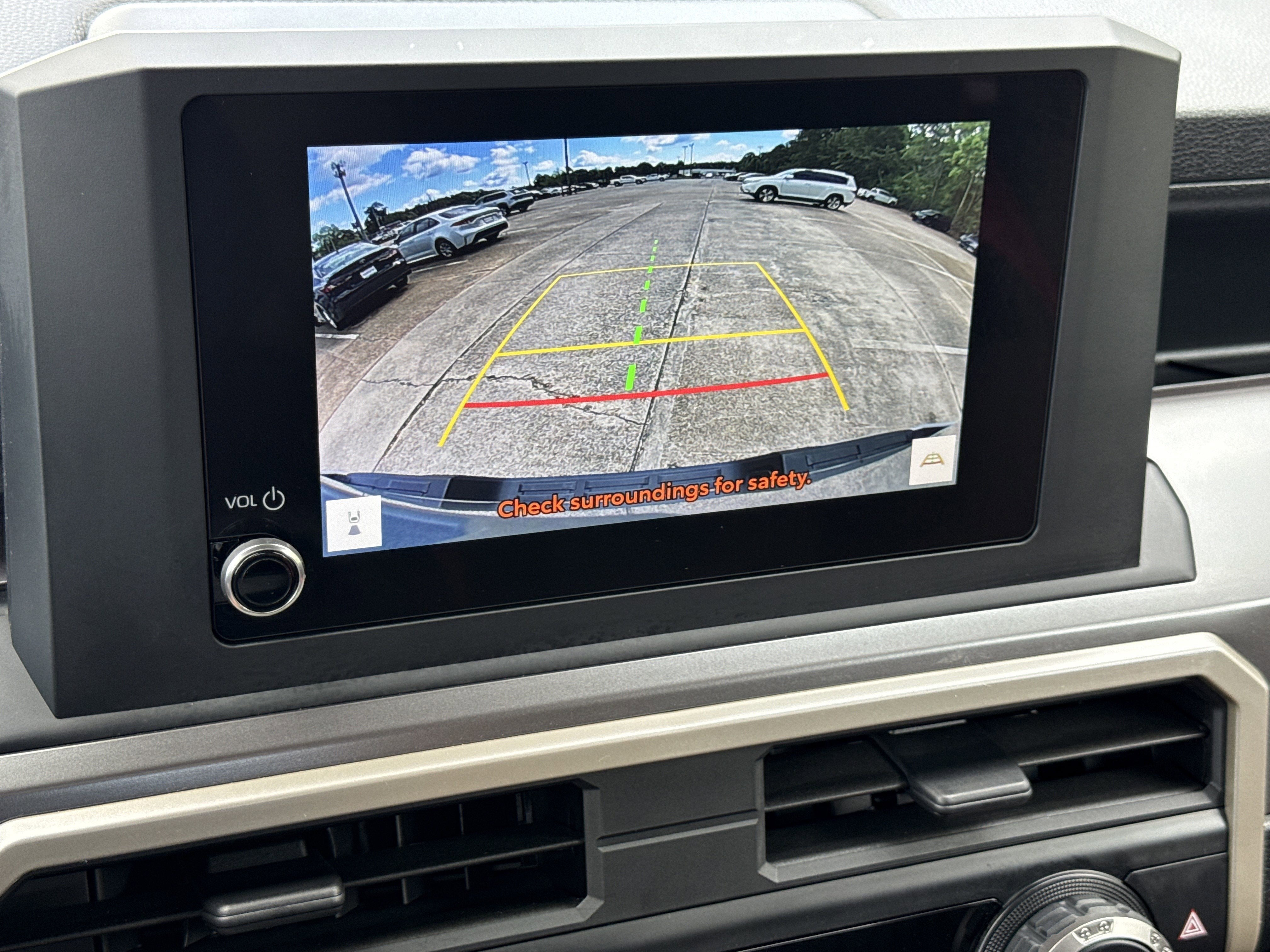 2025 Toyota Tacoma 4WD SR5