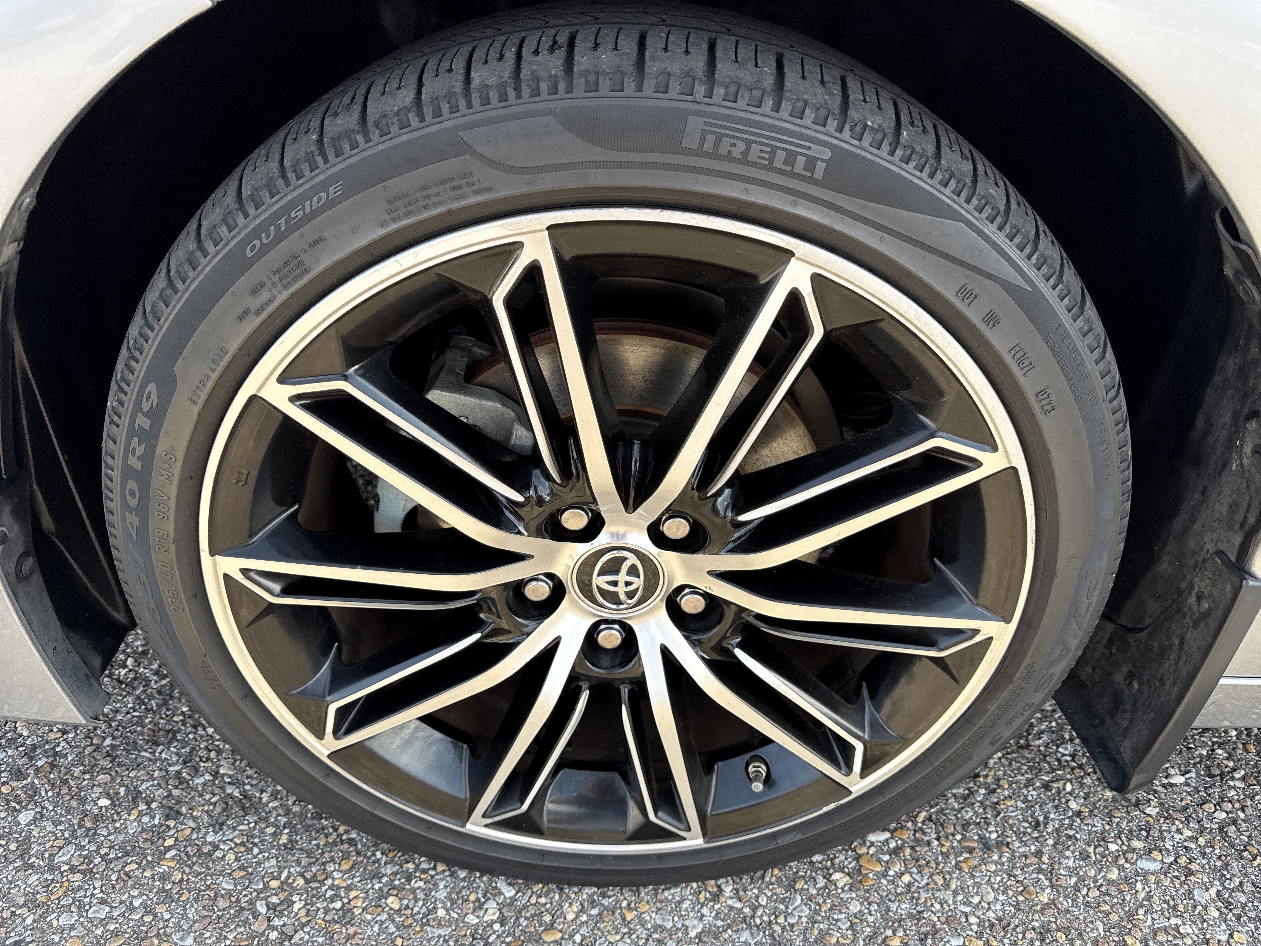 2019 Toyota Avalon Touring