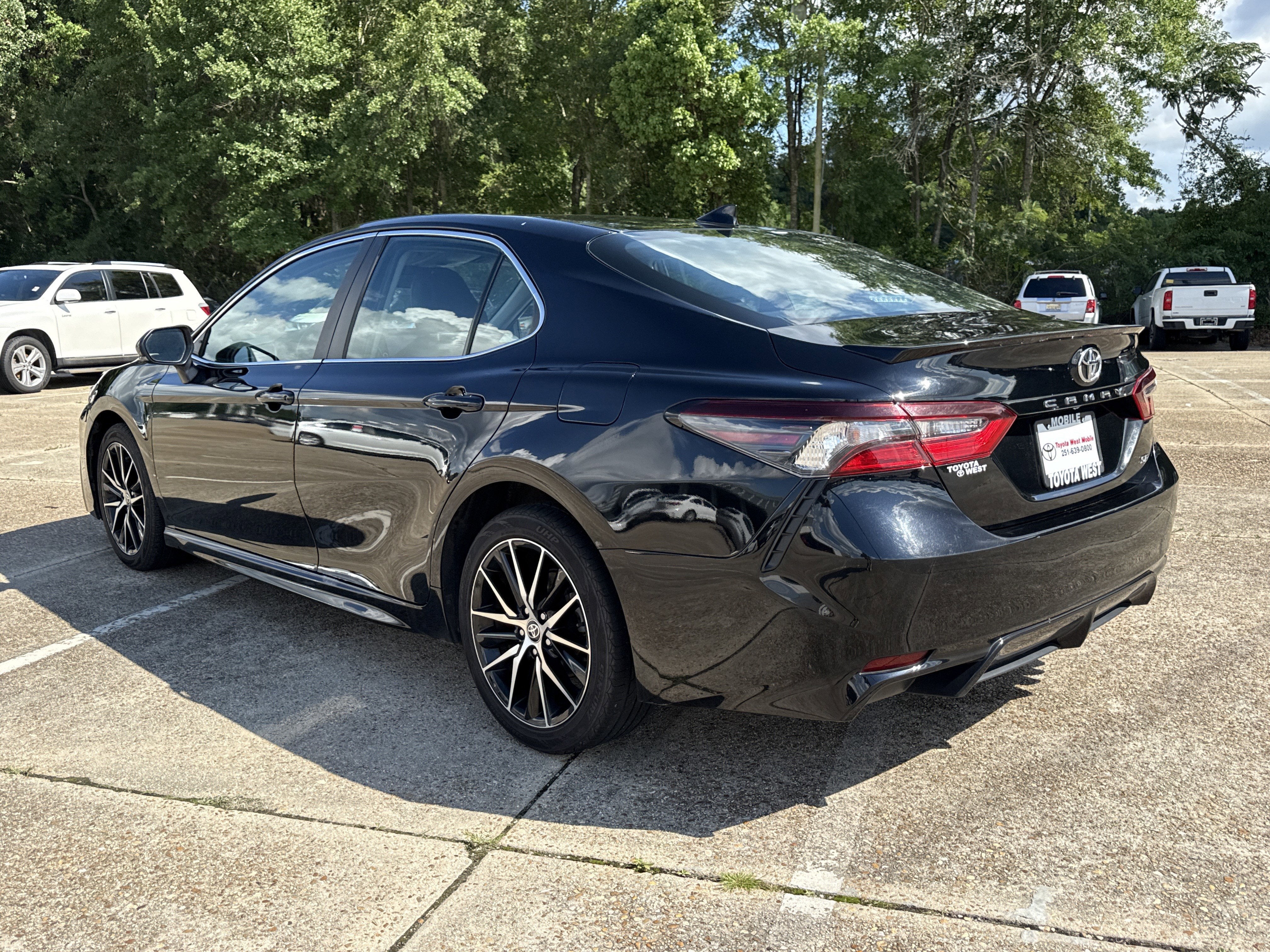 2024 Toyota Camry SE