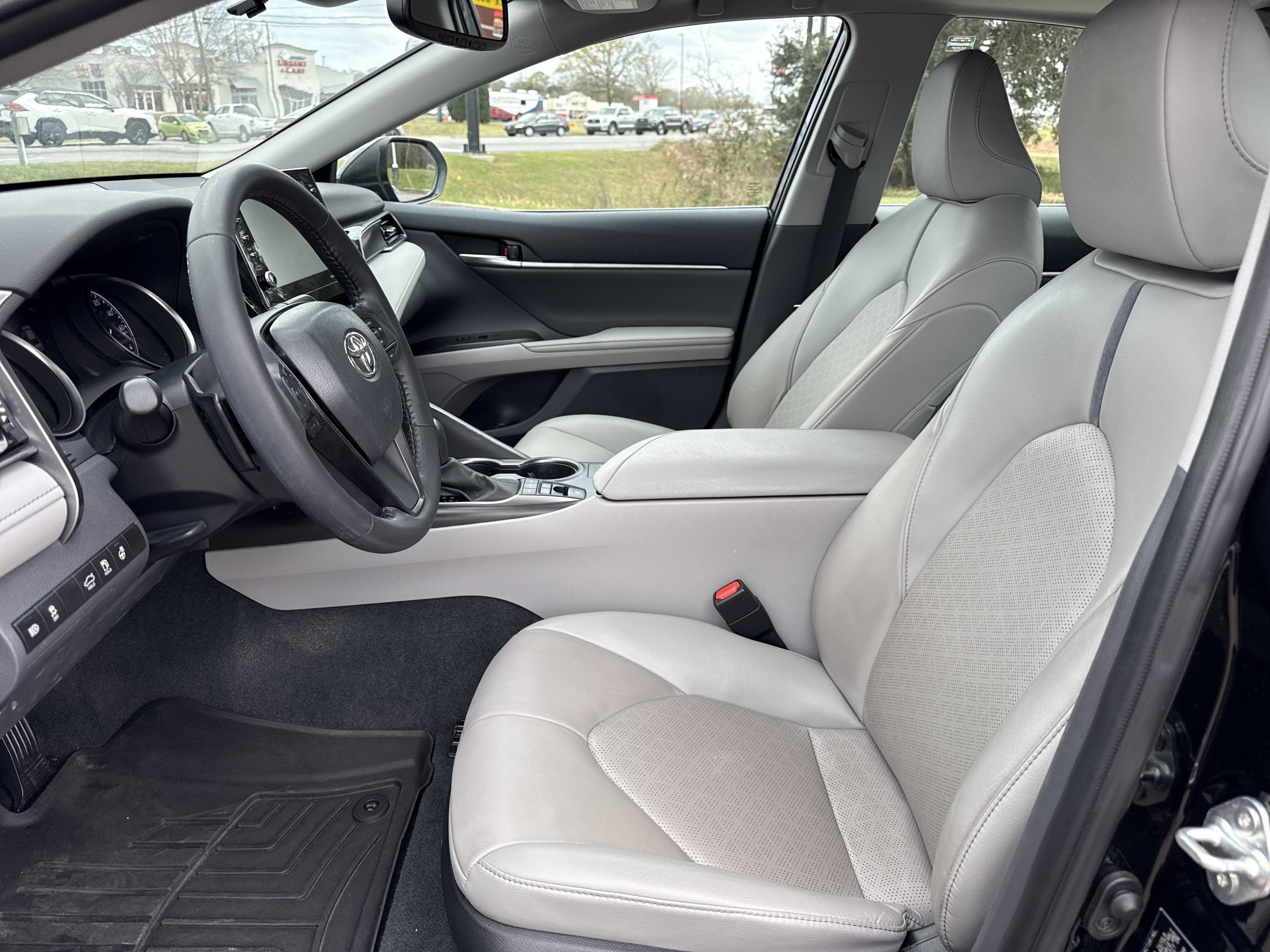 2023 Toyota Camry Hybrid XSE