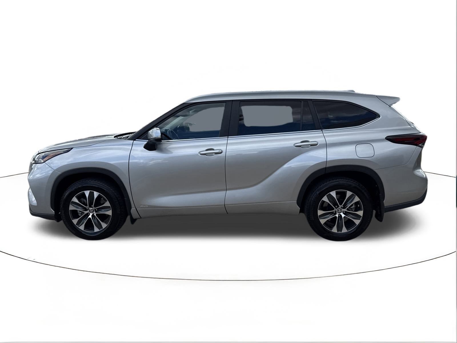 2025 Toyota Highlander XLE