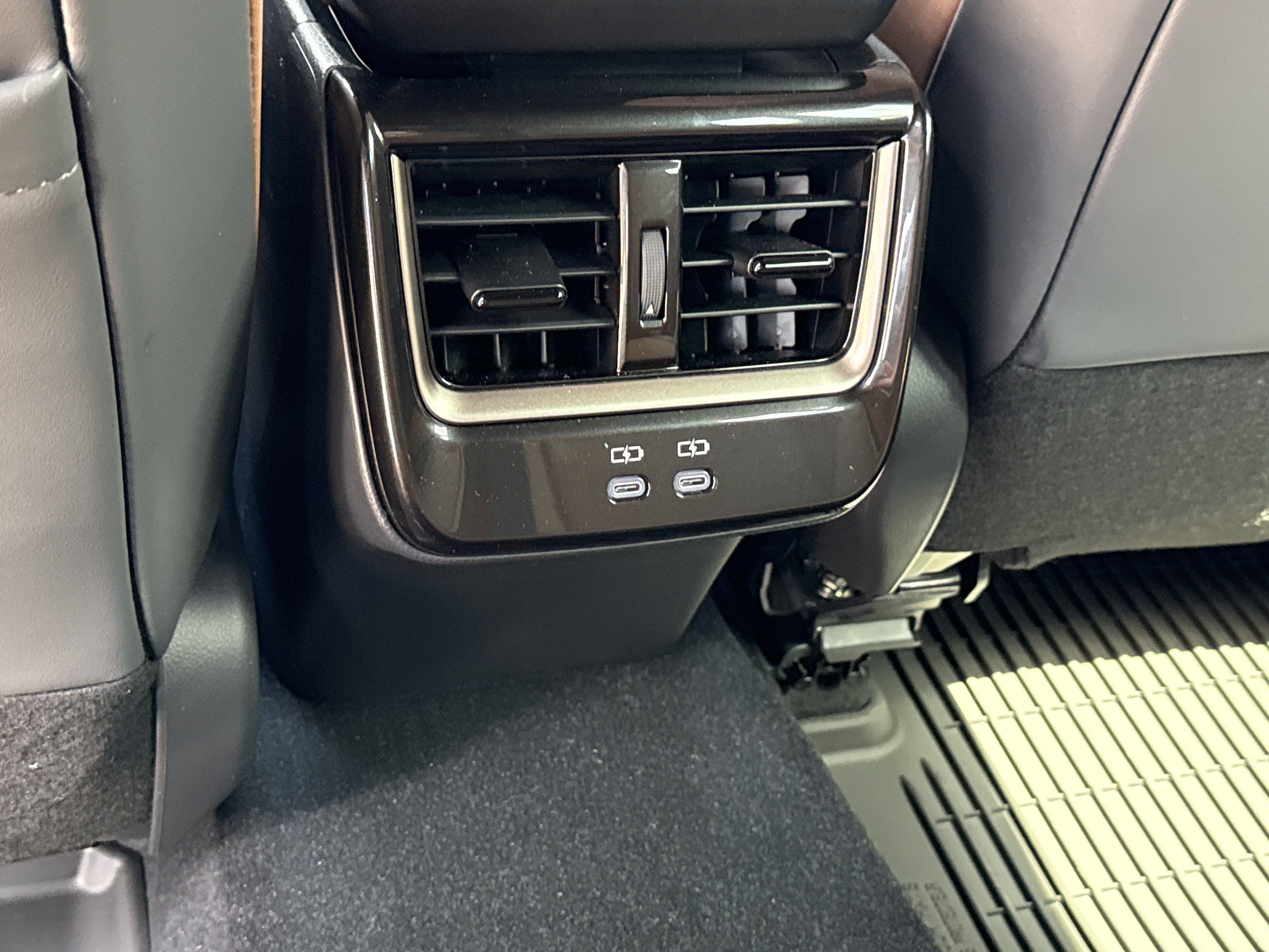 2026 Toyota Crown Signia Limited
