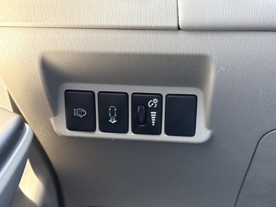 2013 Toyota Prius v Five