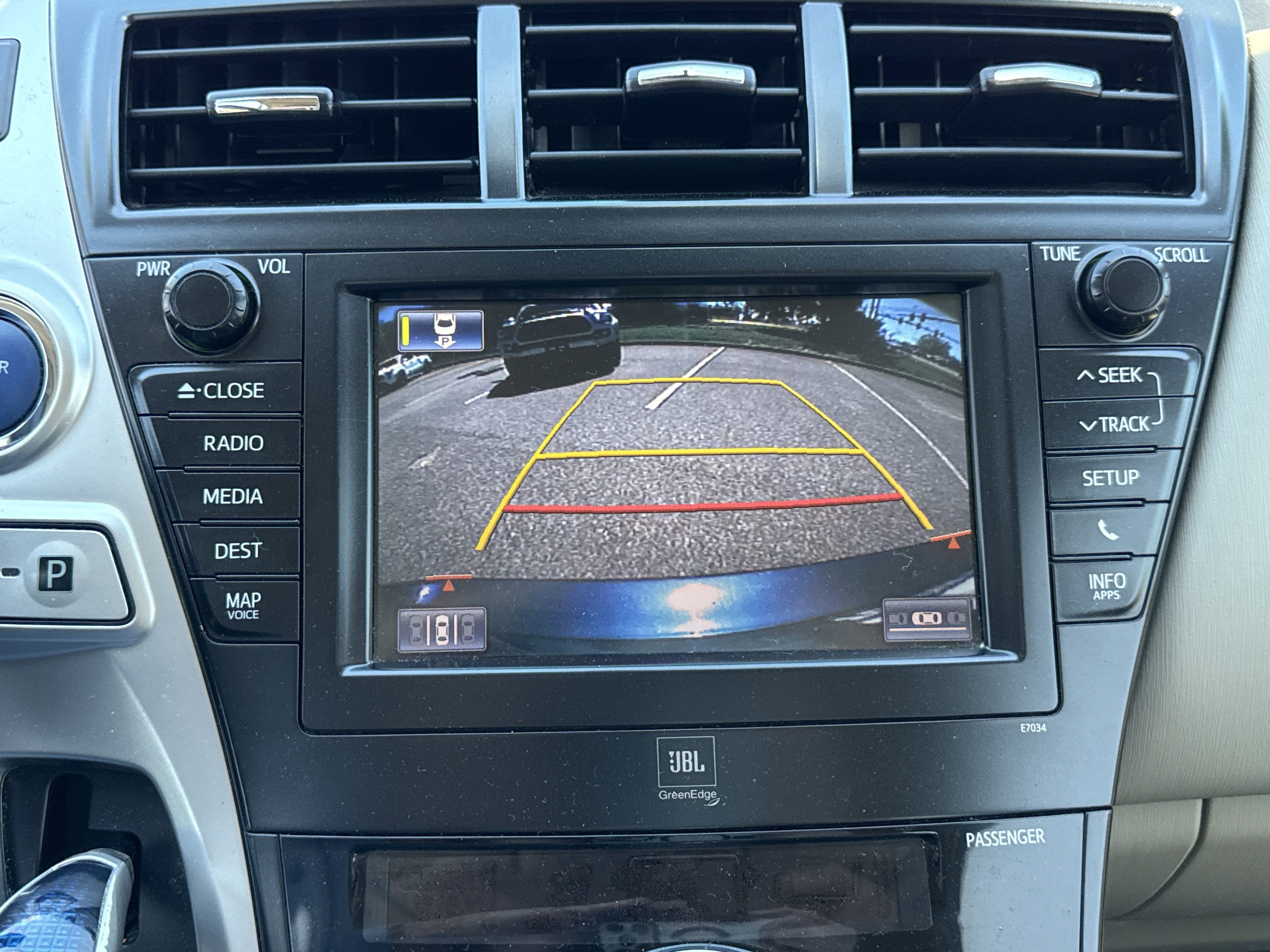 2013 Toyota Prius v Five