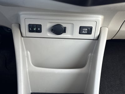 2013 Toyota Prius v Five