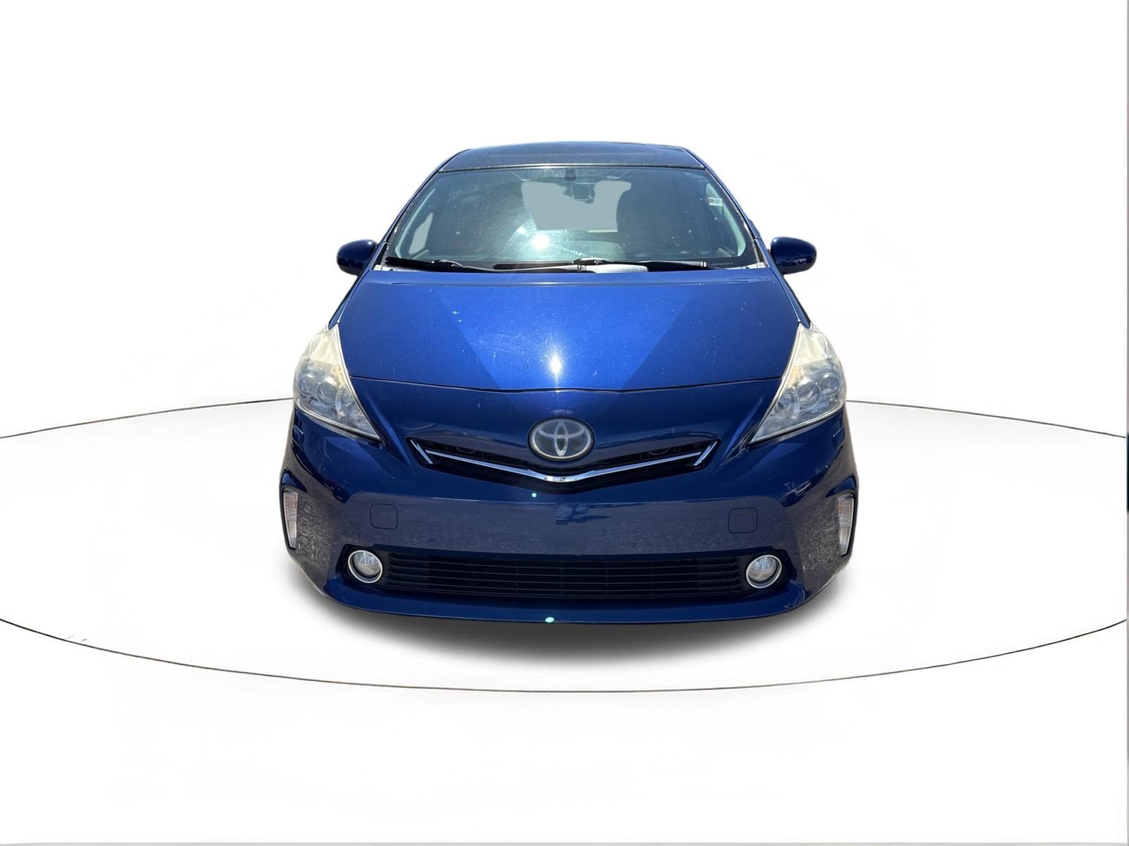 2013 Toyota Prius v Five