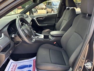 2024 Toyota RAV4 Hybrid SE