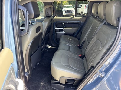 2020 Land Rover Defender SE