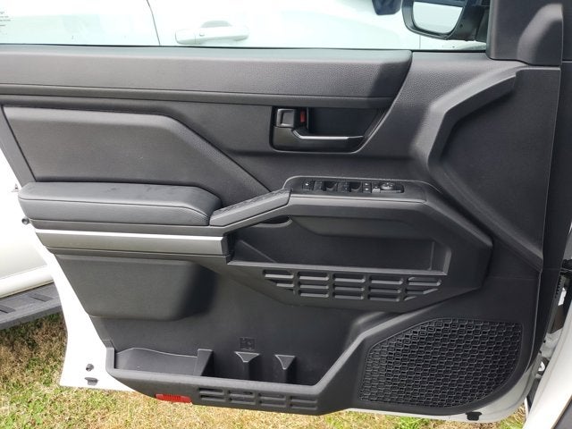 2024 Toyota Tacoma 4WD SR5