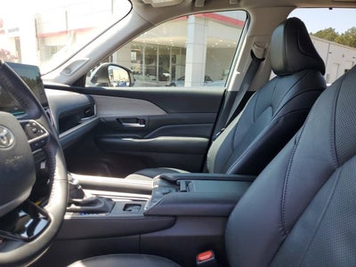 2024 Toyota Grand Highlander XLE