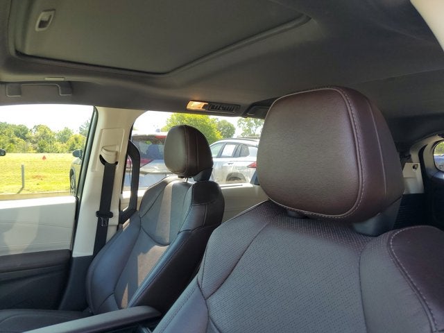 2023 Toyota Sienna Platinum