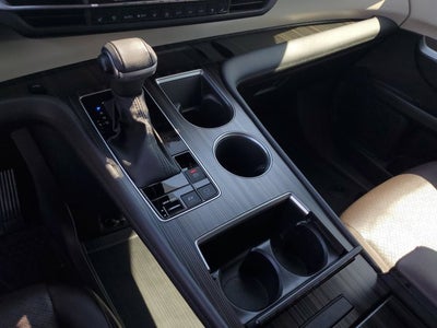 2023 Toyota Sienna Platinum