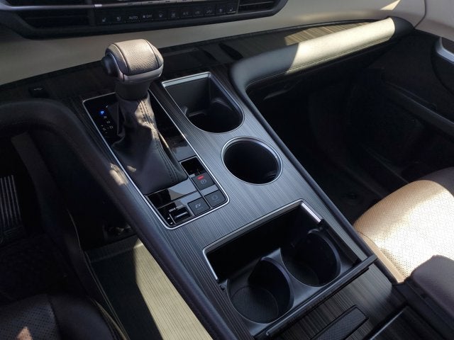 2023 Toyota Sienna Platinum