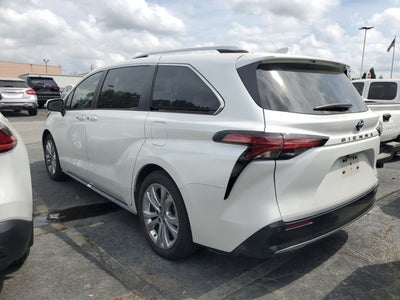 2023 Toyota Sienna Platinum