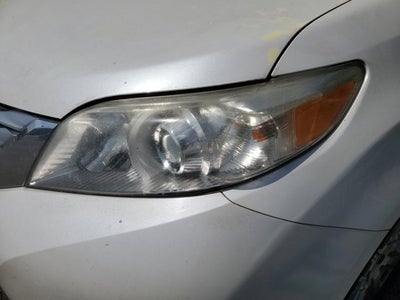 2011 Toyota Sienna Base