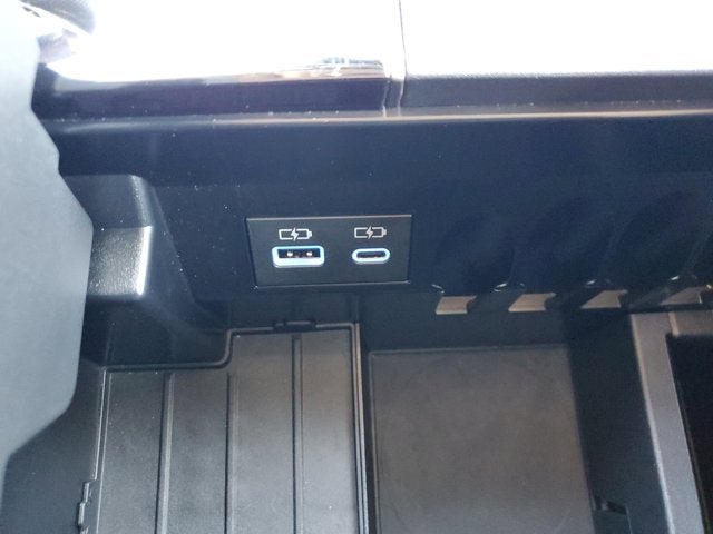 2024 Toyota Tundra 4WD SR5