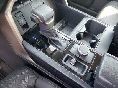 2024 Toyota Tundra 4WD SR5