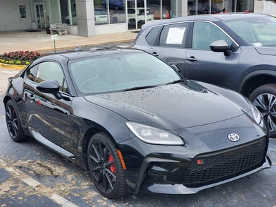 2025 Toyota GR86 Premium