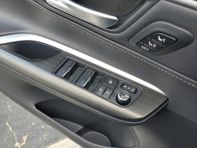 2023 Toyota Venza XLE